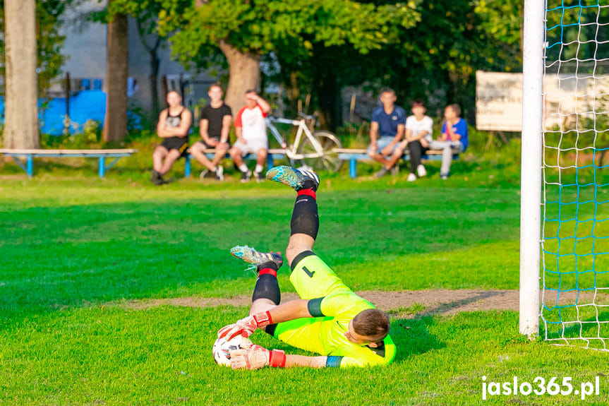Jasiołka Świerzowa Polska - Wisłoka Błażkowa 0:0