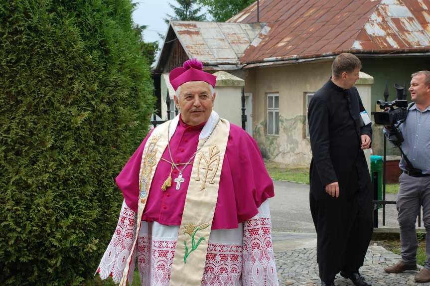 Jubileusz 60-lecia kapłaństwa i 50-lecia pracy w parafii w Nienaszowie księdza Zygmunta Kudyby