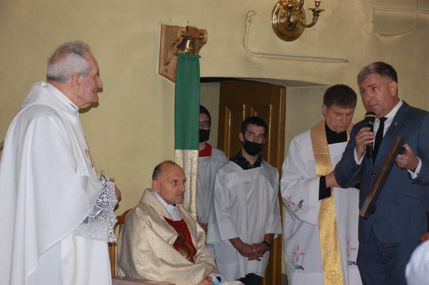 Jubileusz 60-lecia kapłaństwa i 50-lecia pracy w parafii w Nienaszowie księdza Zygmunta Kudyby