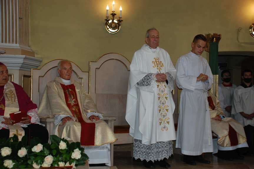Jubileusz 60-lecia kapłaństwa i 50-lecia pracy w parafii w Nienaszowie księdza Zygmunta Kudyby