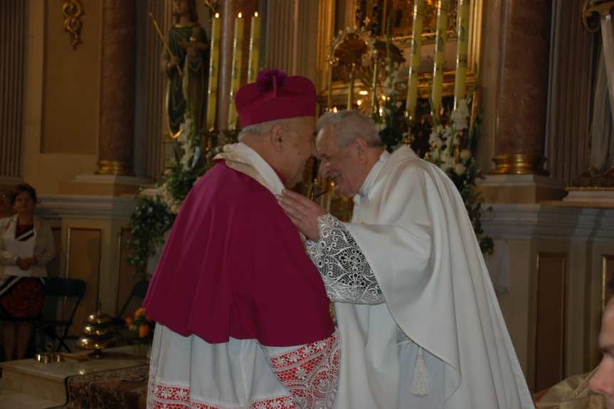 Jubileusz 60-lecia kapłaństwa i 50-lecia pracy w parafii w Nienaszowie księdza Zygmunta Kudyby