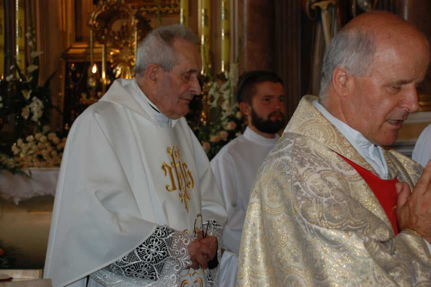 Jubileusz 60-lecia kapłaństwa i 50-lecia pracy w parafii w Nienaszowie księdza Zygmunta Kudyby