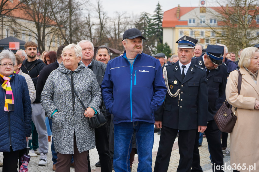 Karol Nawrocki na rynku w Jaśle