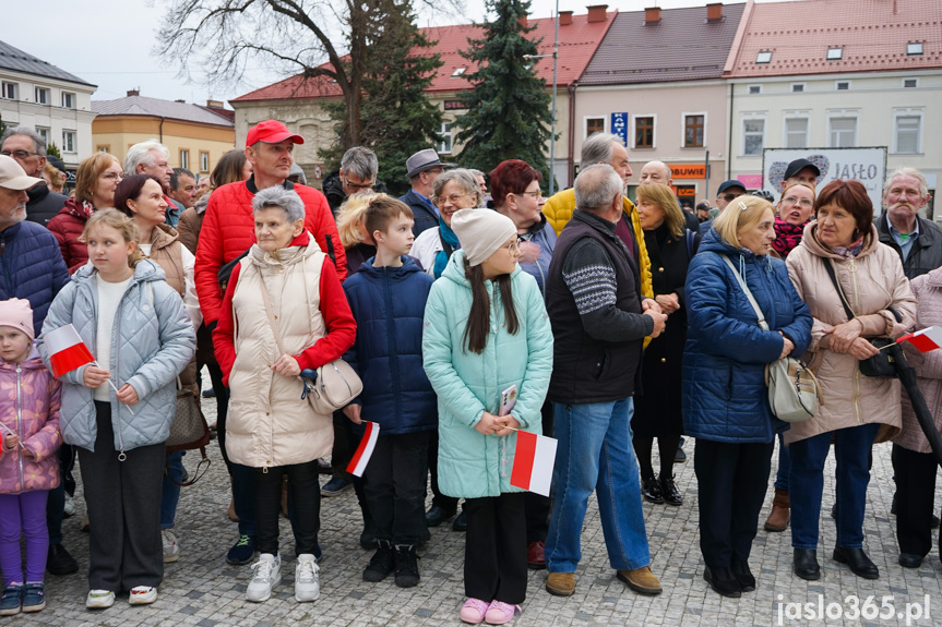 Karol Nawrocki na rynku w Jaśle