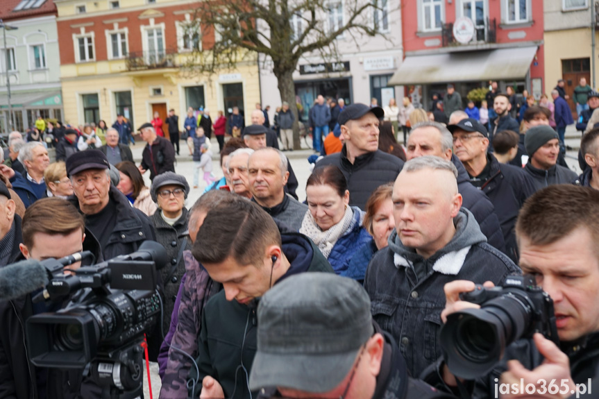 Karol Nawrocki na rynku w Jaśle