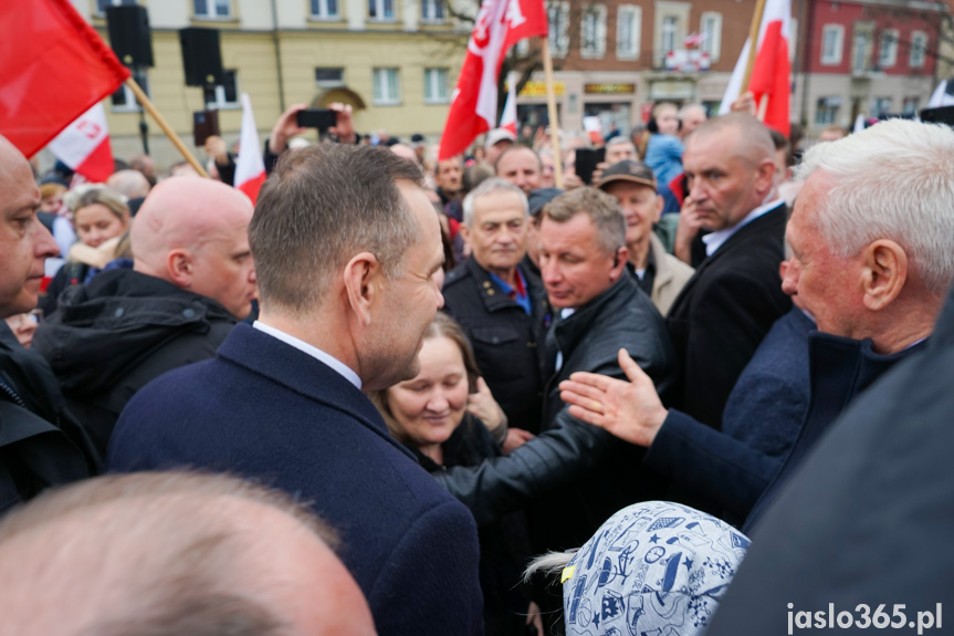 Karol Nawrocki na rynku w Jaśle