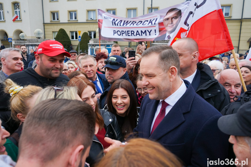 Karol Nawrocki na rynku w Jaśle