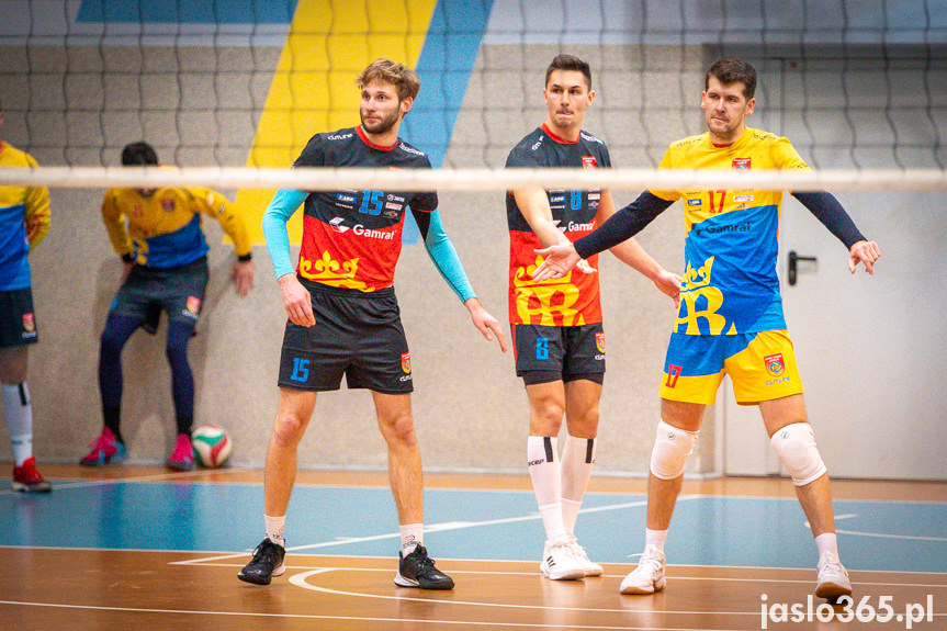 Karpaty Krosno Glass KPU w Krośnie - MKS MOSiR Jasło 2:3