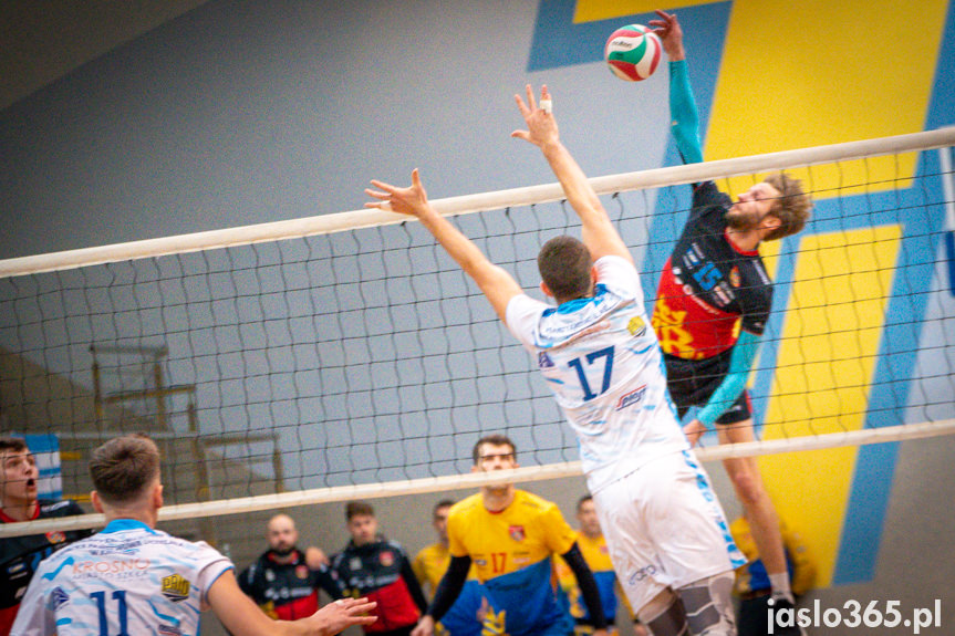 Karpaty Krosno Glass KPU w Krośnie - MKS MOSiR Jasło 2:3