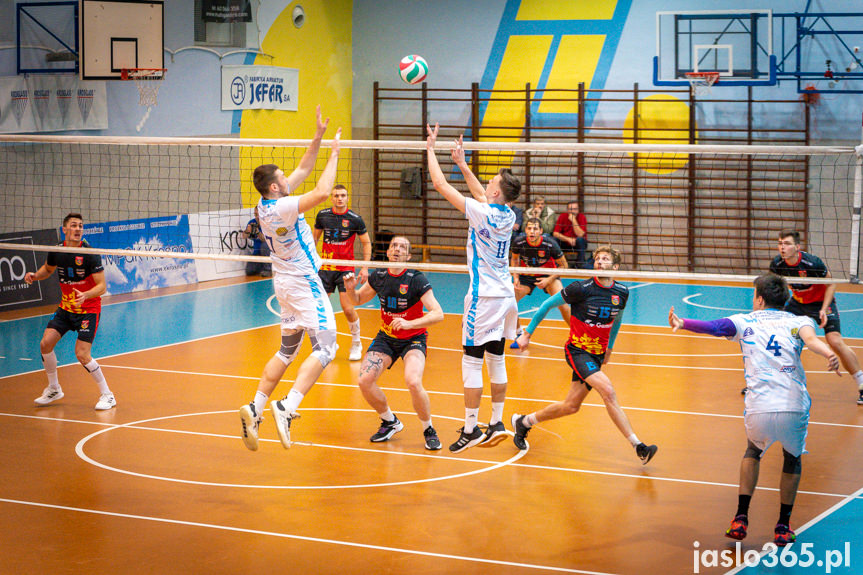 Karpaty Krosno Glass KPU w Krośnie - MKS MOSiR Jasło 2:3