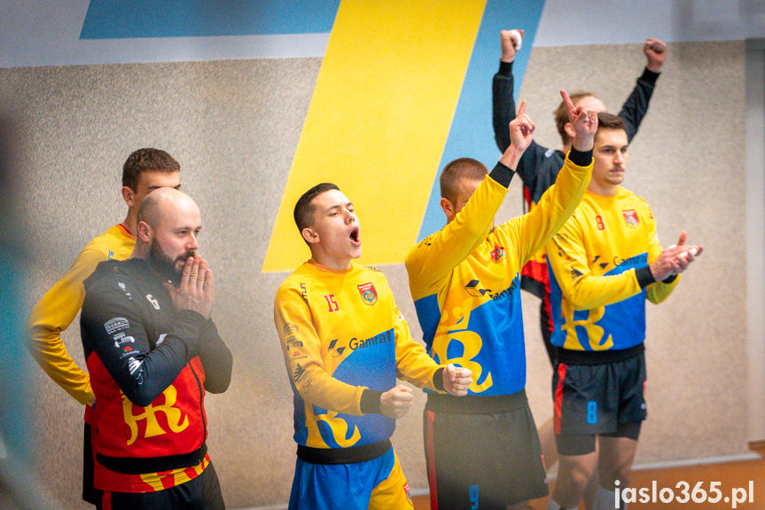 Karpaty Krosno Glass KPU w Krośnie - MKS MOSiR Jasło 2:3