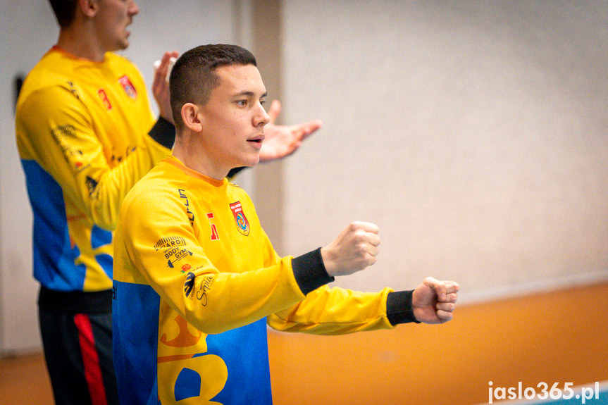 Karpaty Krosno Glass KPU w Krośnie - MKS MOSiR Jasło 2:3