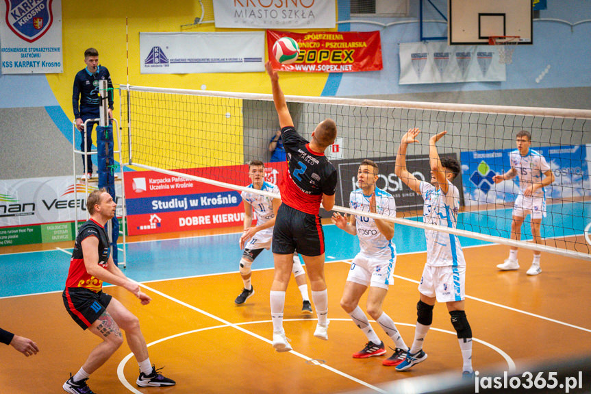 Karpaty Krosno Glass KPU w Krośnie - MKS MOSiR Jasło 2:3