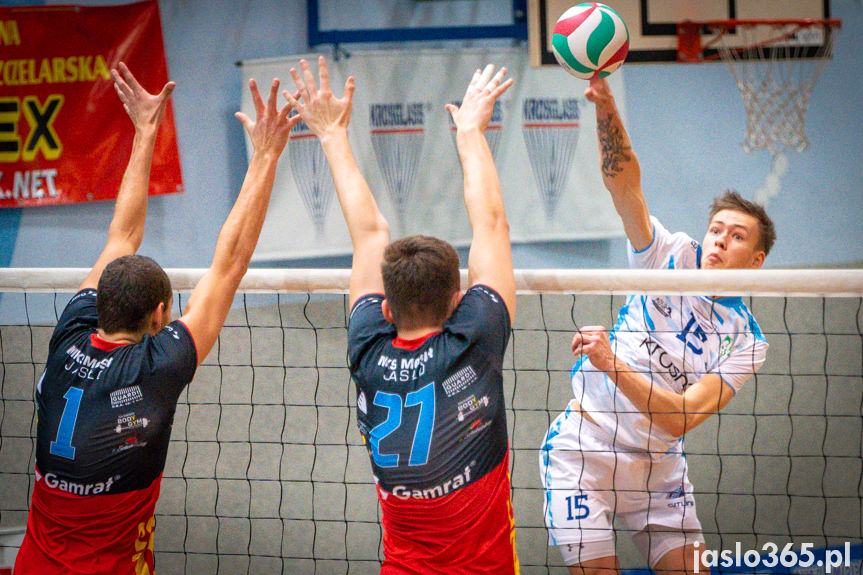 Karpaty Krosno Glass KPU w Krośnie - MKS MOSiR Jasło 2:3