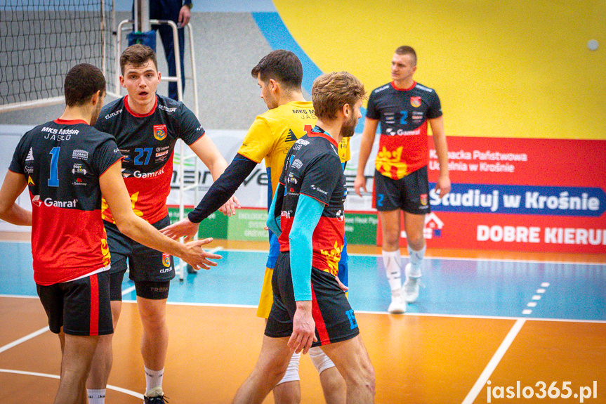 Karpaty Krosno Glass KPU w Krośnie - MKS MOSiR Jasło 2:3
