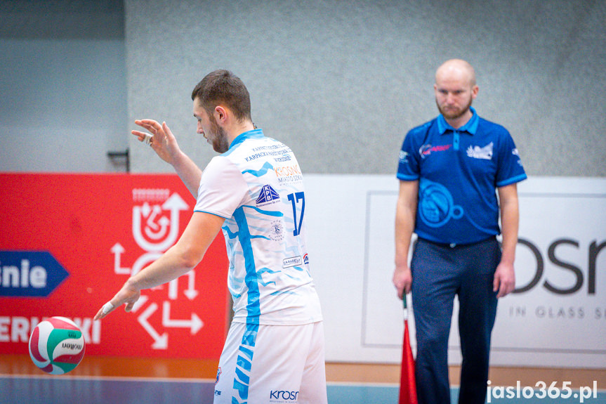 Karpaty Krosno Glass KPU w Krośnie - MKS MOSiR Jasło 2:3