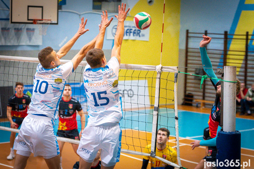 Karpaty Krosno Glass KPU w Krośnie - MKS MOSiR Jasło 2:3