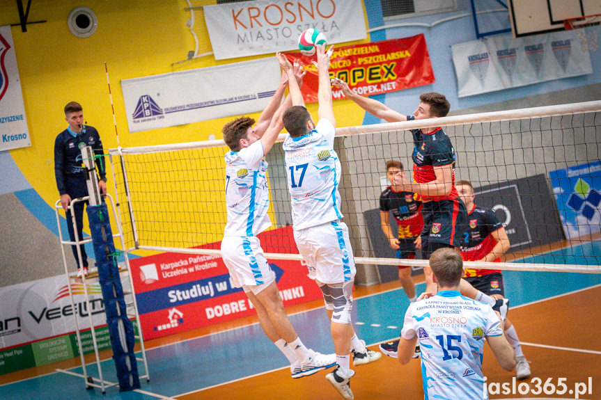 Karpaty Krosno Glass KPU w Krośnie - MKS MOSiR Jasło 2:3