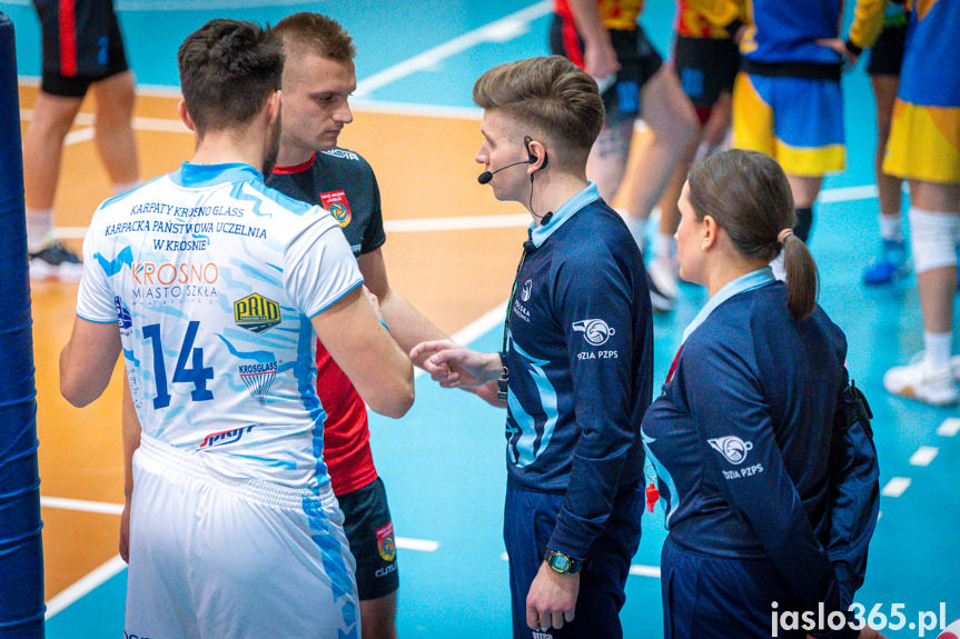 Karpaty Krosno Glass KPU w Krośnie - MKS MOSiR Jasło 2:3