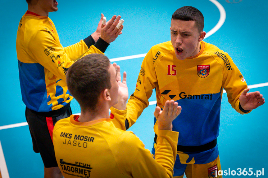 Karpaty Krosno Glass KPU w Krośnie - MKS MOSiR Jasło 2:3