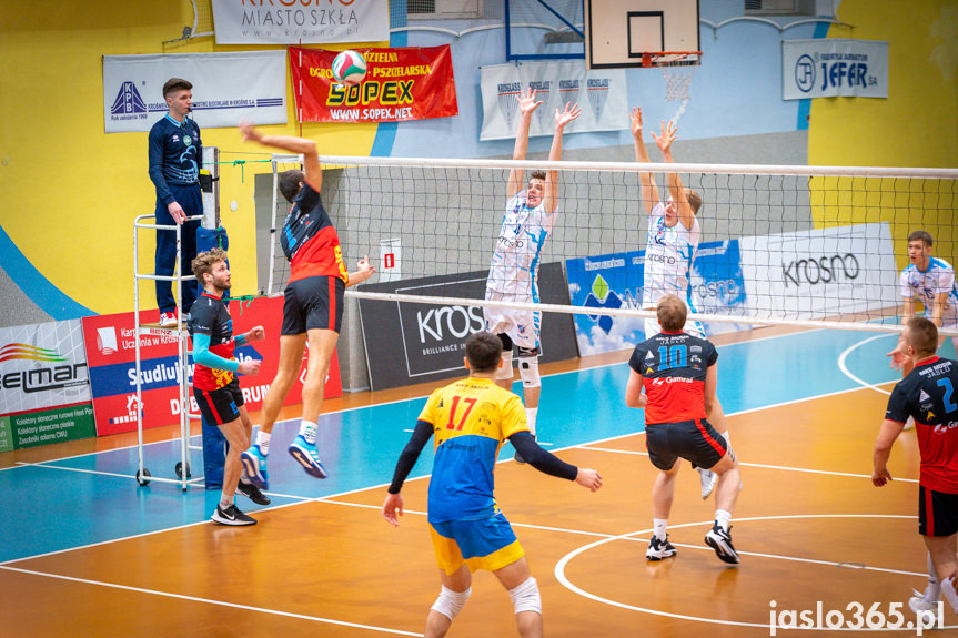 Karpaty Krosno Glass KPU w Krośnie - MKS MOSiR Jasło 2:3