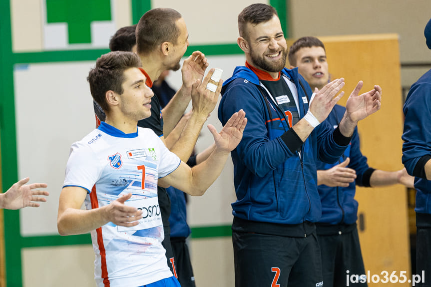 Karpaty Krosno - MKS MOSiR Jasło 3:0