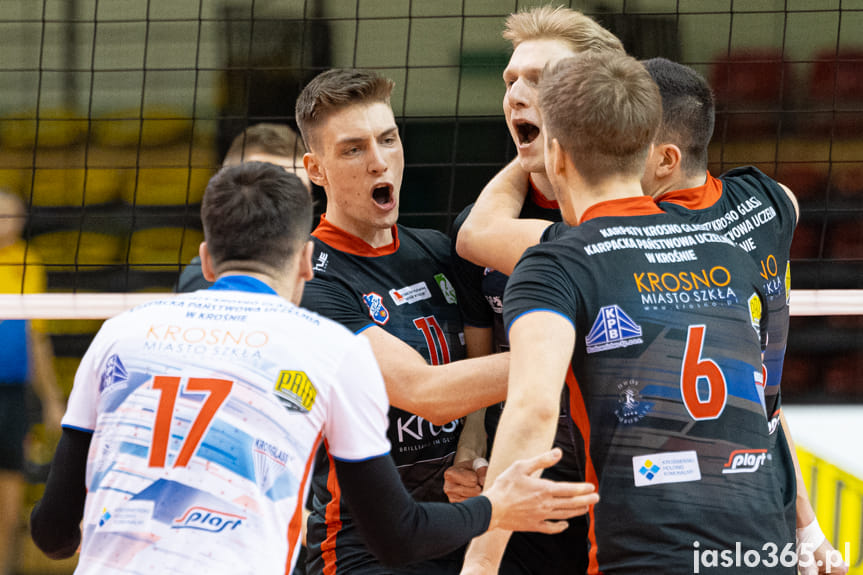 Karpaty Krosno - MKS MOSiR Jasło 3:0