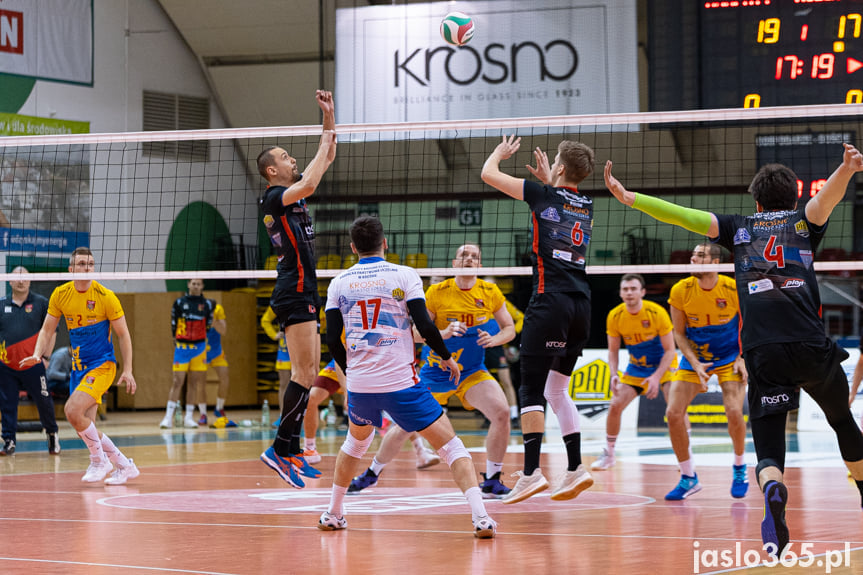 Karpaty Krosno - MKS MOSiR Jasło 3:1