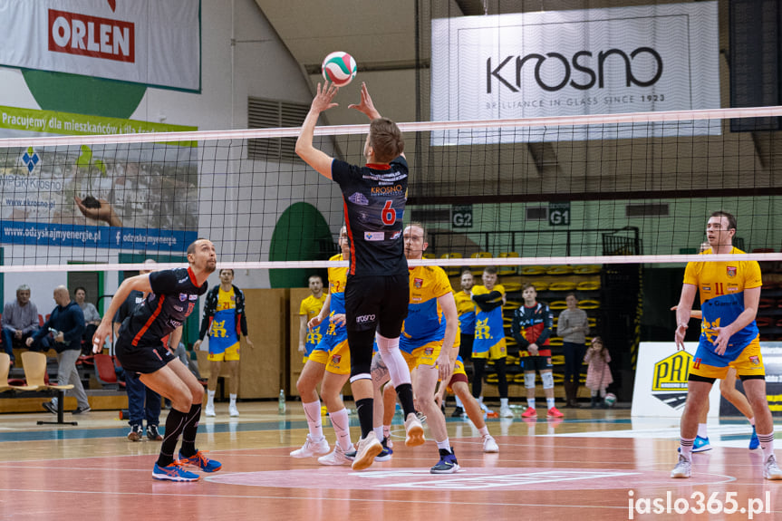 Karpaty Krosno - MKS MOSiR Jasło 3:1