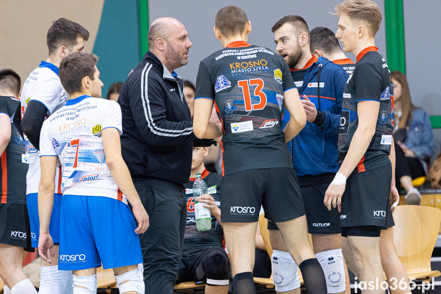 Karpaty Krosno - MKS MOSiR Jasło 3:1