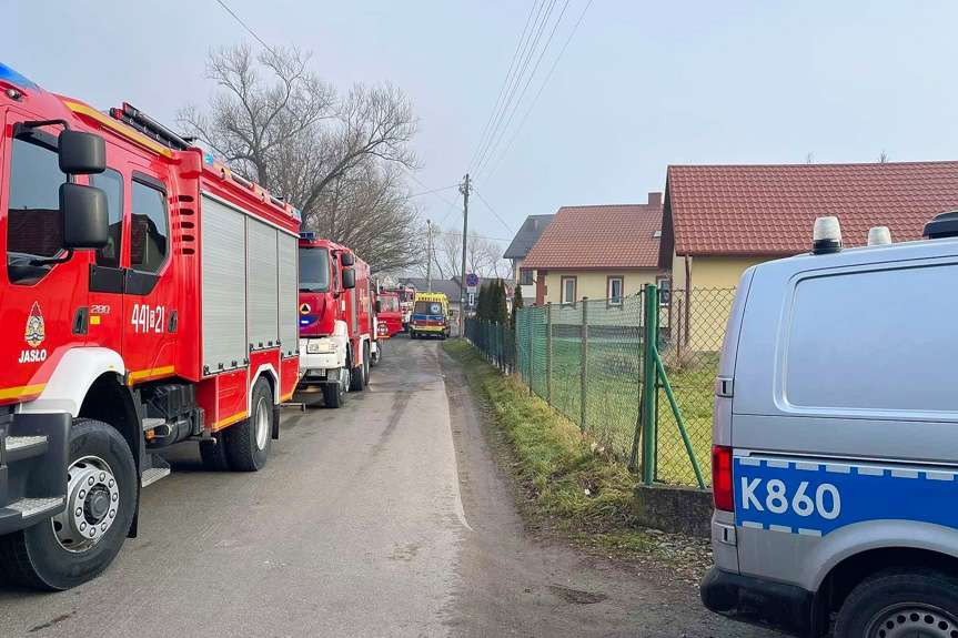Kołaczyce. Pożar w zakładzie stolarskim