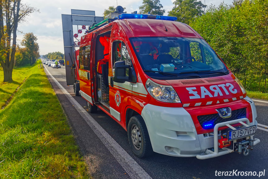 Kolizja w Warzycach trzech samochodów