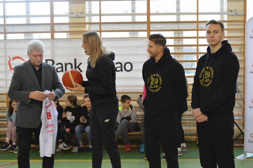 Koszykarski trening z reprezentantką Polski