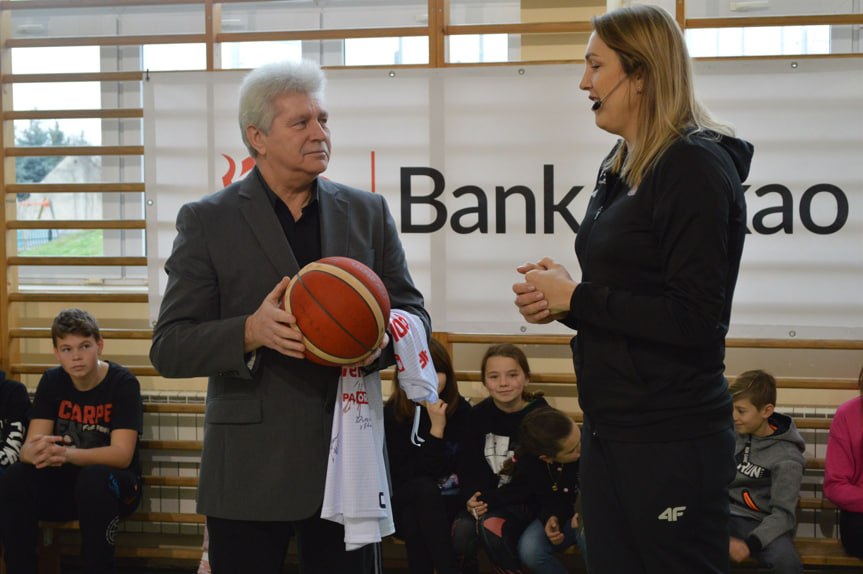 Koszykarski trening z reprezentantką Polski