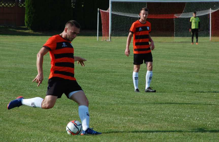 LKS Skołyszyn - Kotwica Korczyna 2-1
