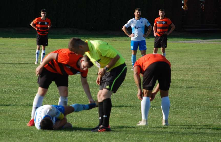 LKS Skołyszyn - Kotwica Korczyna 2-1