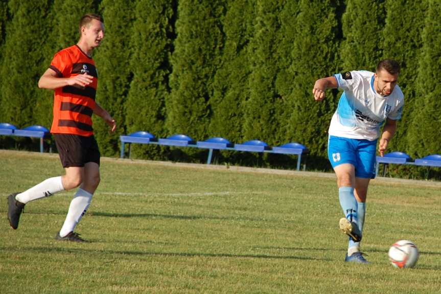 LKS Skołyszyn - Kotwica Korczyna 2-1