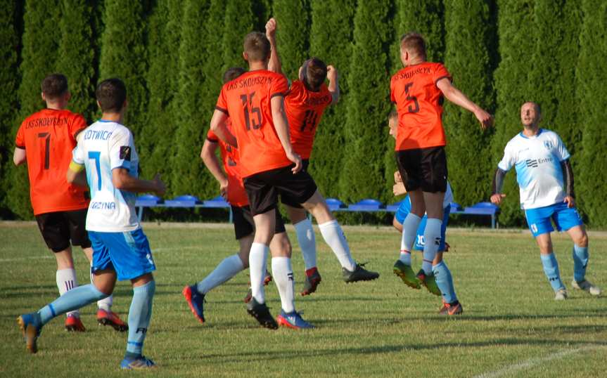 LKS Skołyszyn - Kotwica Korczyna 2-1