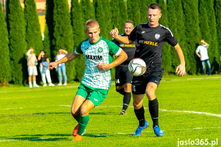 LKS Skołyszyn - LKS Czeluśnica 2:1