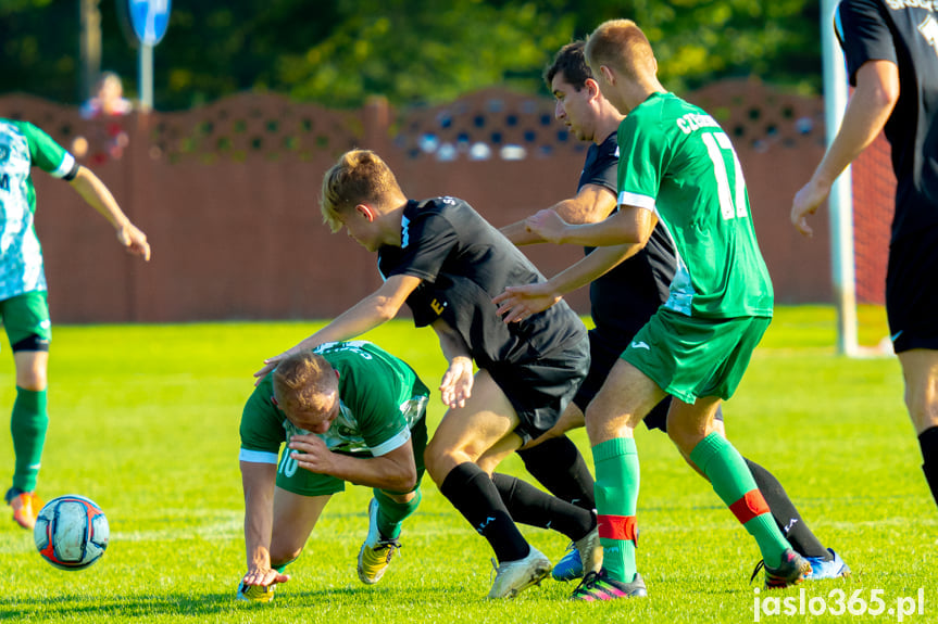 LKS Skołyszyn - LKS Czeluśnica 2:1