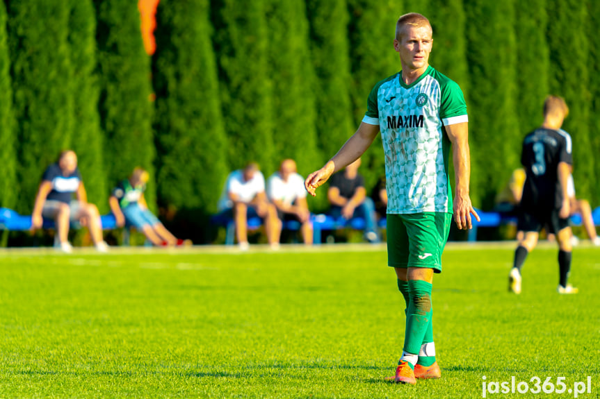 LKS Skołyszyn - LKS Czeluśnica 2:1
