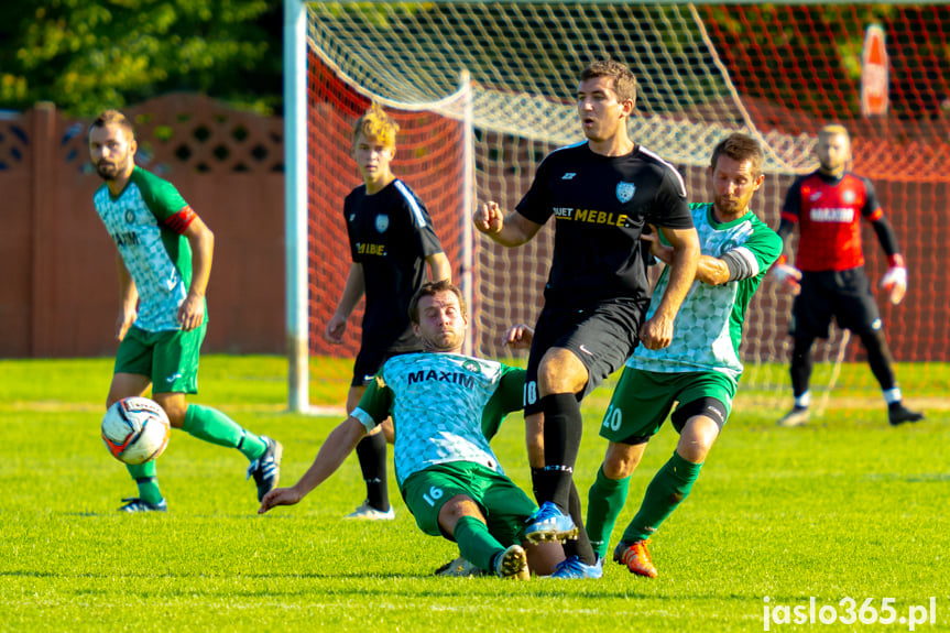 LKS Skołyszyn - LKS Czeluśnica 2:1
