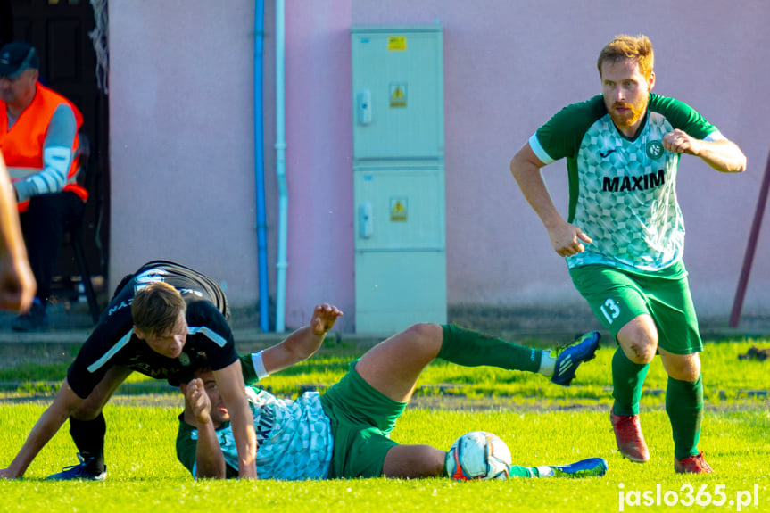 LKS Skołyszyn - LKS Czeluśnica 2:1
