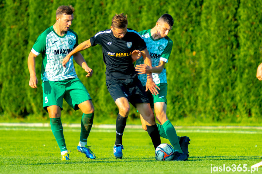 LKS Skołyszyn - LKS Czeluśnica 2:1