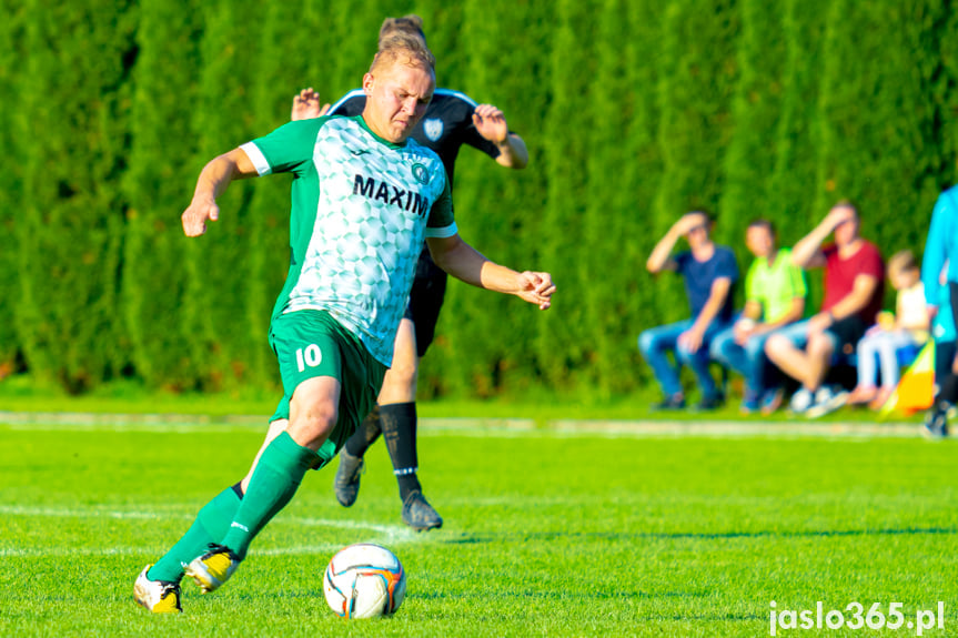 LKS Skołyszyn - LKS Czeluśnica 2:1