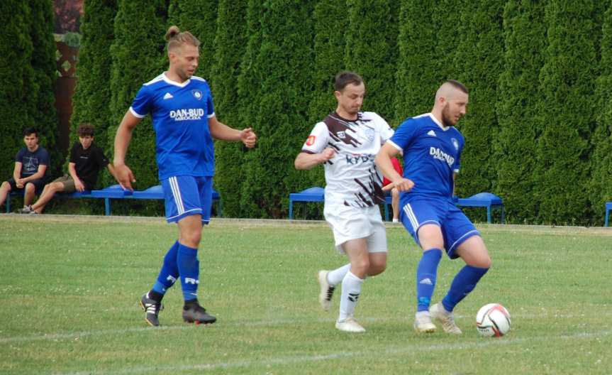 LKS Skołyszyn - Tempo Nienaszów 0-5