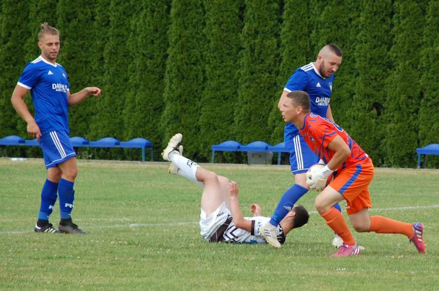 LKS Skołyszyn - Tempo Nienaszów 0-5