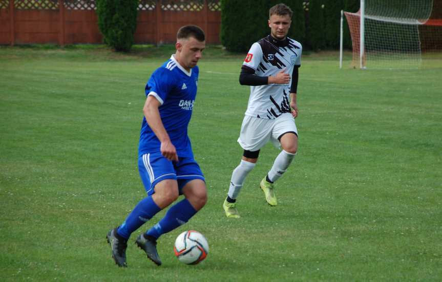 LKS Skołyszyn - Tempo Nienaszów 0-5