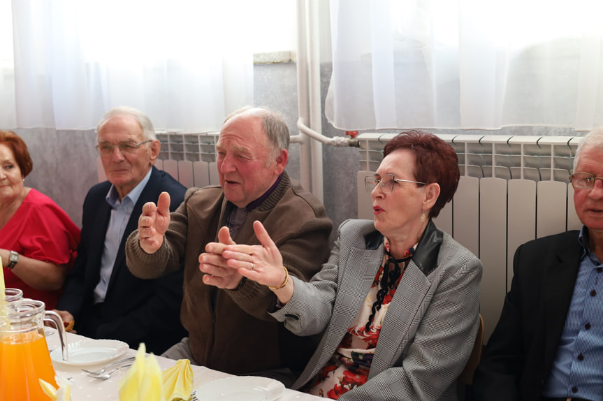Majówka w Klubach Seniora