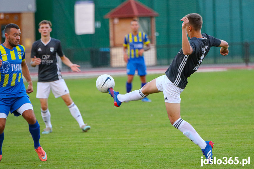 Markiewicza Krosno - Ostoja Kołaczyce 1:2